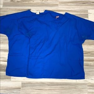 2 sets women’s Cherokee scrubs
